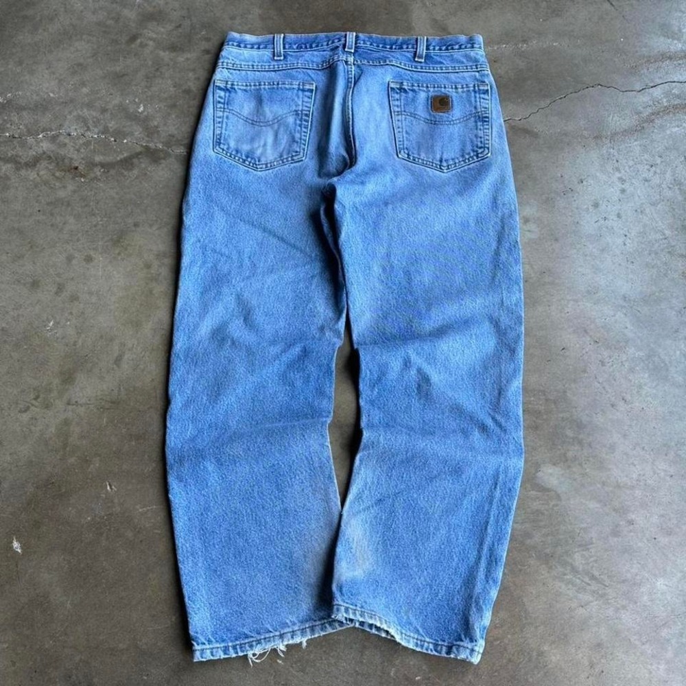 Vintage 90s Light wash denim shorts rolled hem.